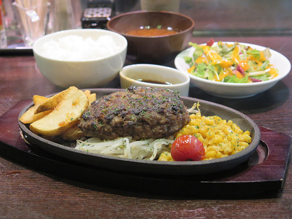 Beef100%粗挽き源'sハンバーグ照り焼きバターソース